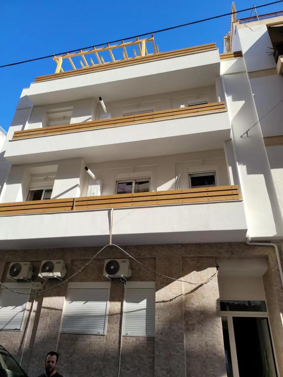 Chic Apartment Near Acropolis アテネ エクステリア 写真
